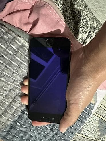 Техника и электроника: IPhone 8, Б/у, 64 ГБ, Красный, Защитное стекло, Чехол — 1