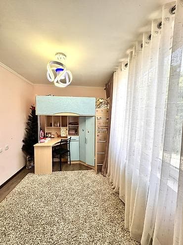 Дома: Продаю полдома в центре рабочего городка Общая площадь дома 65,3 кв м — 7