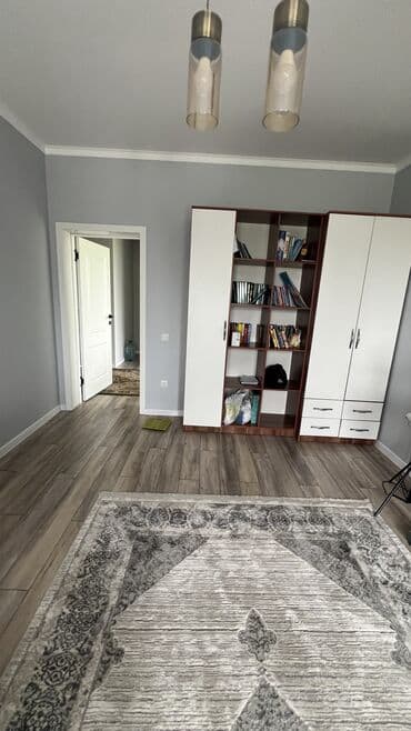 продаю дом бишкек: Дом, 220 м², 6 комнат, Собственник — 8