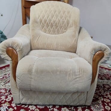 ортопедическое кресло бишкек: Продаю 2 кресла в отличном состоянии, не просижены. Адрес: Ж/М — 1