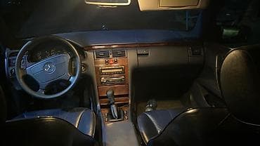 lada 2105: Mercedes-Benz E-Class: 1995 г., 2.3 л, Бензин — 2