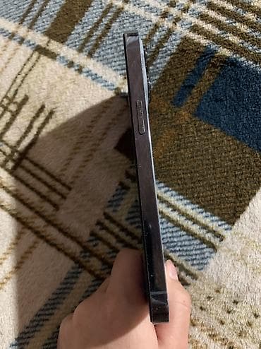 Мобильные телефоны: IPhone 13 Pro, Голубой — 5