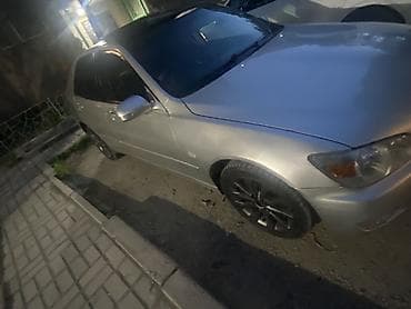 bmw 5: Lexus IS: 2001 г., 2 л, Автомат, Бензин, Седан — 2