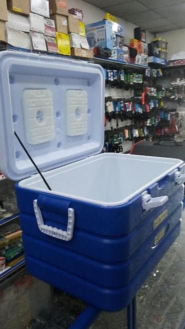 армейские фляжки: Продаю термо контейнер (BOX). Полезный объем 60 литров. Ударопрочный — 3