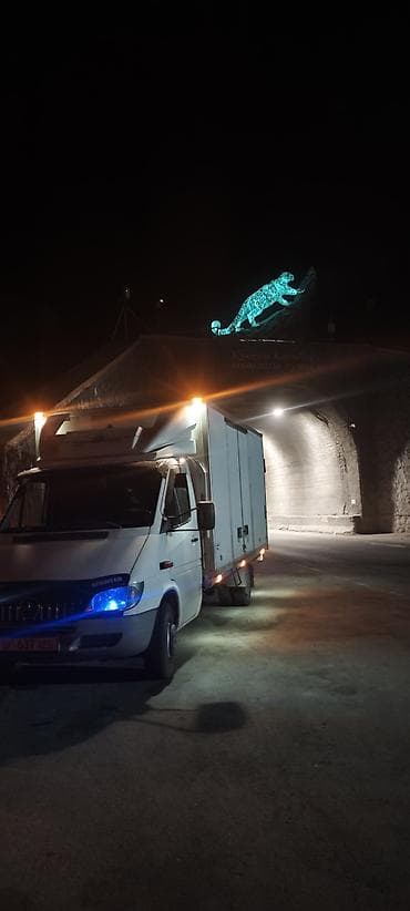 Унаа: Жеңил жүк ташуучу унаа, Mercedes-Benz, Стандарт, 1,5 т, Колдонулган — 9