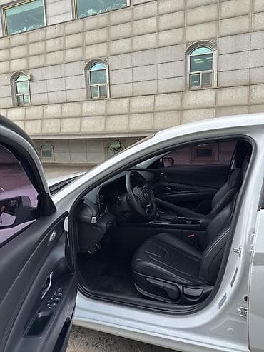 byd e7: Hyundai Elantra: 2021 г., 1.6 л, Автомат, Гибрид, Седан — 10