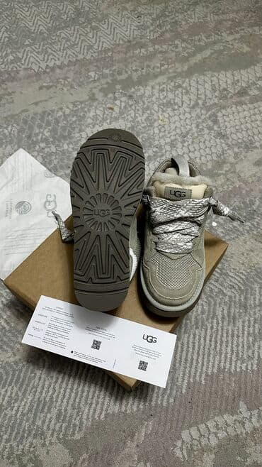 Мокасины и лоферы: Лоферы, 40, UGG, Новый, цвет - Серый — 7