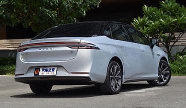 м8 pro: Электромобиль Aion S Plus — современный седан с аэродинамичным кузовом — 3