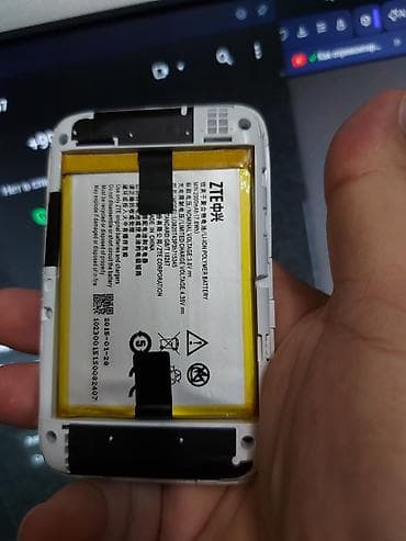 замена батарей: Карманный роутер,Нужно поменять Батарейку!! -300 сом. стационарный — 5