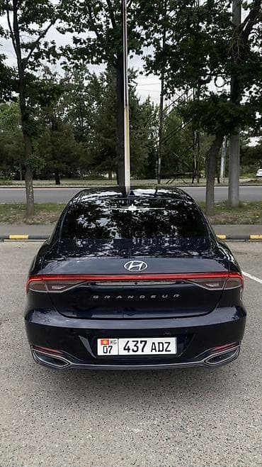 состояние идеал: Hyundai Grandeur: 2021 г., 2.4 л, Робот, Гибрид, Седан — 6
