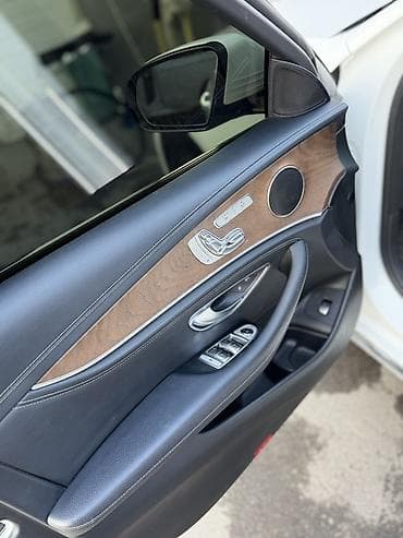 дерево руль: Mercedes-Benz E-Class: 2019 г., 2 л, Автомат, Дизель, Седан — 7