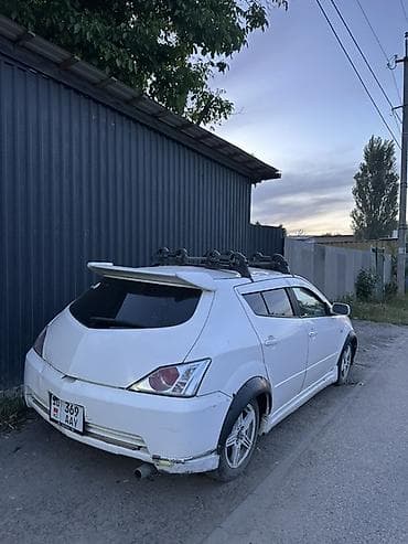 Toyota WiLL: 2002 г., 1.5 л, Автомат, Бензин, Хэтчбэк