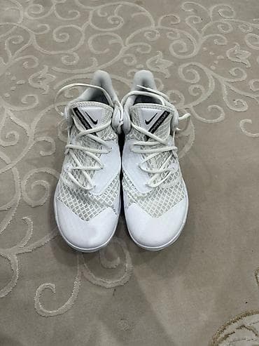 волейбольные кроссовки nike: Мужские кроссовки, 44, Nike, Новый, цвет - Белый, Самовывоз — 2