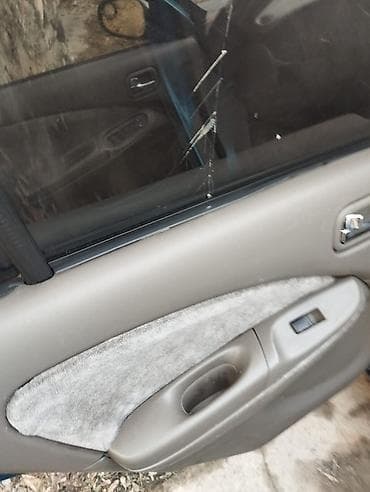 сан йонг: Nissan Sunny: 2003 г., Механика, Бензин, Седан — 9