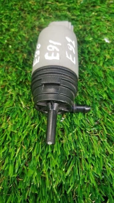 e91: Носос стеклоомывателя на BMW 6-Series E63 (Моторчик бачка омывателя — 3