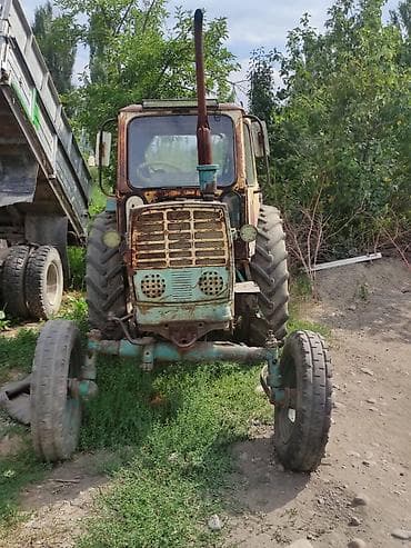 Унаа: Трактор колесный ЮМЗ‑6АЛ Описание: - Колесная формула 4x2, передняя — 1