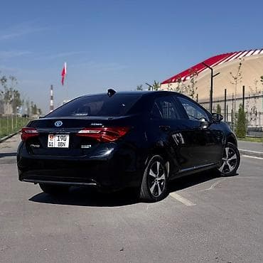 срочное: Toyota Levin: 2020 г., Автомат, Электромобиль, Седан — 3