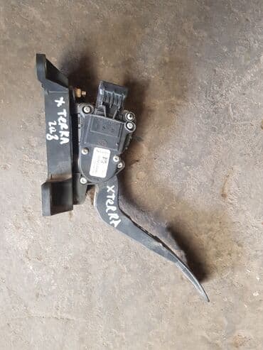 педаль газа спринтер: Nissan Xterra педаль газа, Ниссан Икстерра 2005 по 2014год. Педаль — 1