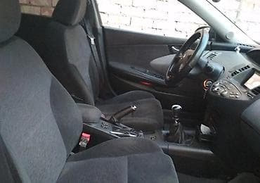 Личные вещи: Продаю Nissan Primera (P12) 2.2 дизель . механика . левый руль . 2002 — 5