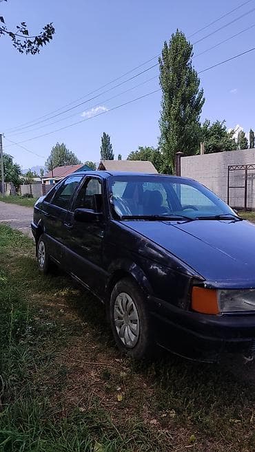 ваз 2011: Volkswagen Passat: 1988 г., 1.8 л, Механика, Бензин, Седан — 2