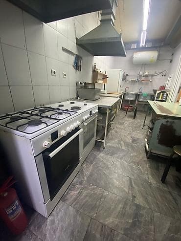 кафе помещение: ТЦ Весна Сдается кафе-ресторан Площадь: 128м2 1-этаж Действующее кафе — 3