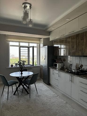 3: 3 комнаты, 80 м², Золотой квадрат 9 этаж, Евроремонт — 8