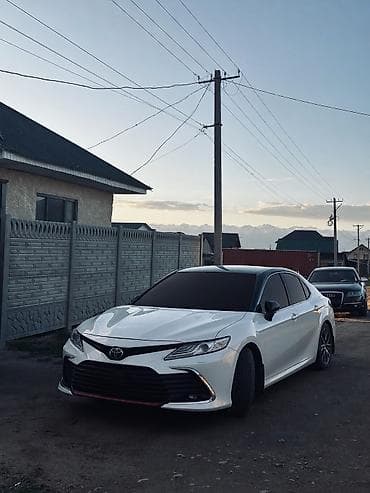 1000 к: Toyota Camry: 2021 г., 2.5 л, Автомат, Бензин — 6