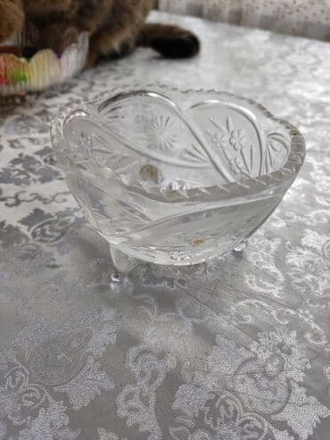 Креманки 2 шт. по 150, ладья 300 хрусталь (, рюмки Богемия 4 шт