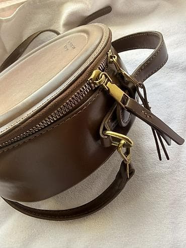 day date: Круглая сумка через плечо + холщовый шоппер 1) Круглая кросс-боди: - — 2