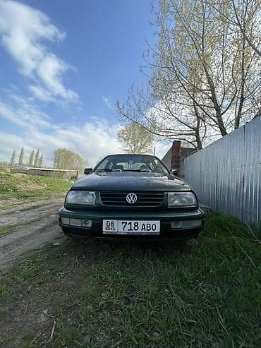 мицубиси спец стар: Volkswagen Vento: 1996 г., 2 л, Ручные, Седан — 1