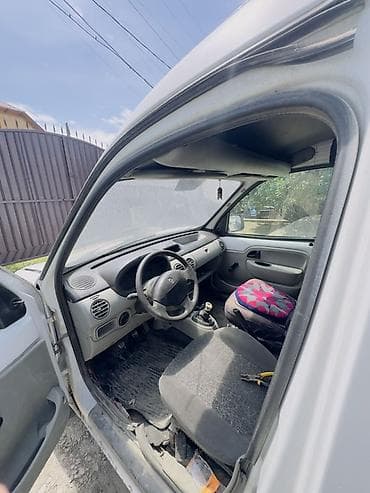 android teyes cc3: Легкий грузовик, Renault — 5