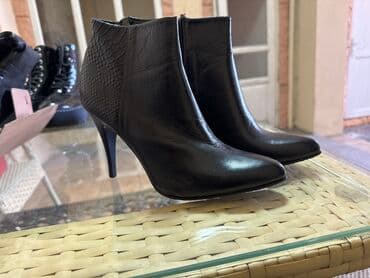 парные одежды для влюбленных бишкек: Кожаные черные туфли. Новые и в отличном состоянии — 1