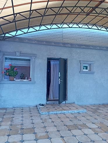 сдаю дом с новопавловка: Продам дом кирпичный вНовопавловке.есть времянка жилая с сан узлом — 4