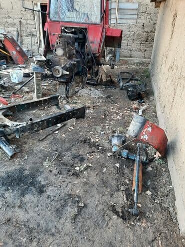 разбор экскаватора: Срочно на запчасть Юмз — 4