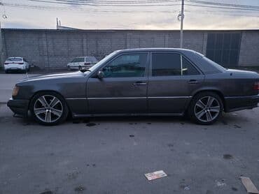 битый мерс: Mercedes-Benz E-Class: 1994 г., 3.2 л, Автомат, Бензин, Седан — 2