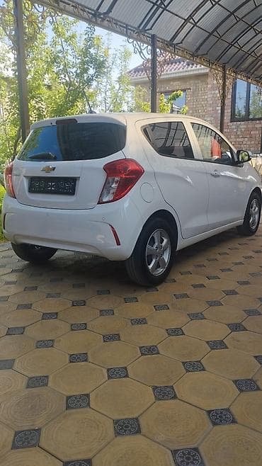 зил 141: Chevrolet Spark: 2020 г., 1 л, Ручные, Бензин, Хэтчбэк — 3