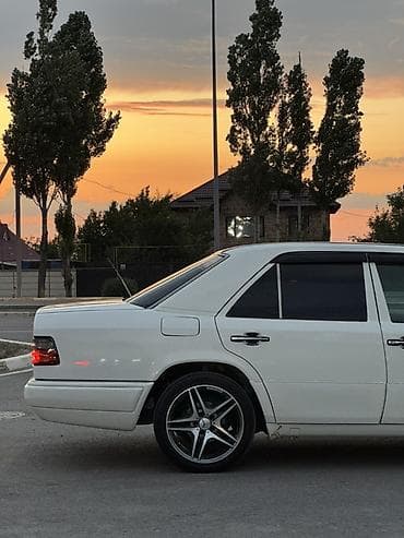 хелла: Mercedes-Benz W124: 1994 г., 2.2 л, Механика, Бензин, Седан — 7