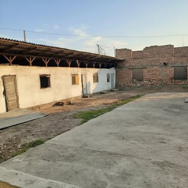 куплю дом в городе токмок: Коммерческий объект с выходом на оживленную трассу, Бишкек — 1