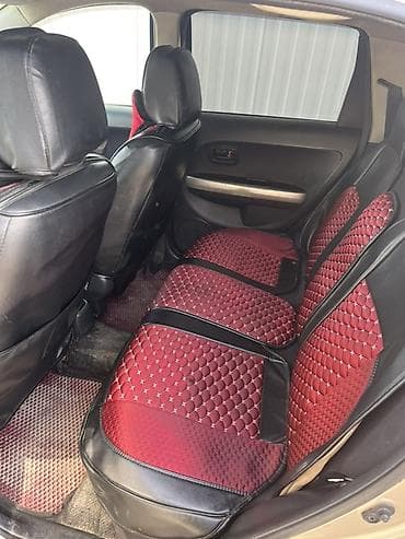 mtz 82: Toyota Ist: 2003 г., 1.3 л, Автомат, Бензин, Хэтчбэк — 6