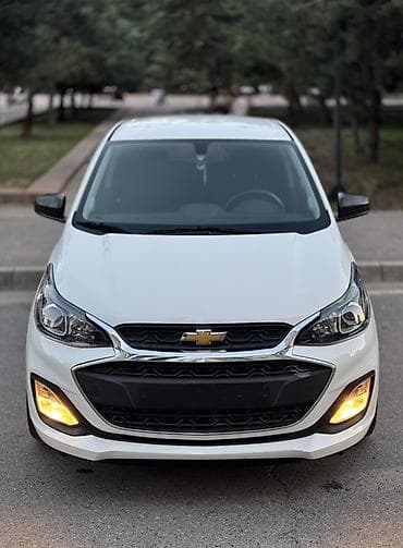 Продажа авто: Chevrolet Spark: 2018 г., 1 л, Вариатор, Бензин, Хэтчбэк — 2