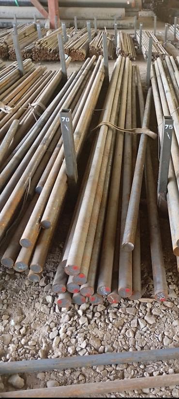 Двутавровая балка: Балка двутавровая и трубы стальные, б/сварных швов Описание: - — 8