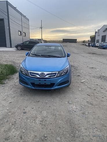 BYD E5: 2020 г., Автомат, Седан — 1