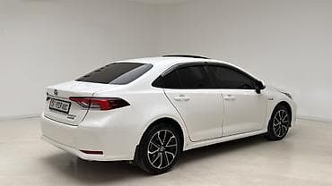 sprinter 2 9: Toyota Corolla: 2019 г., 1.8 л, Автомат, Гибрид, Седан — 5