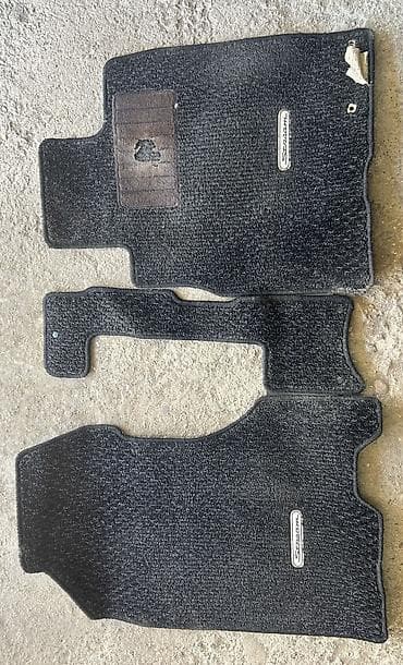 Продам родные ворсовые полики Хонда Стрим Абсолют 2005 год (2WD) — 2