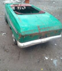 детские машины на аккумуляторе с пультом в оше: Продаю детский педальный москвич. 2 серия переходная, редкая. Под — 5