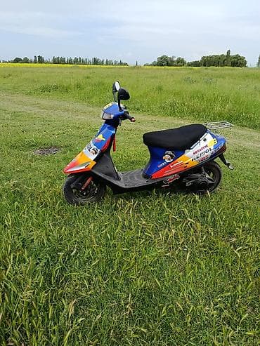 делаем справки: Скутер Suzuki (реплика ливреи Repsol) - Компактный городской скутер с — 5