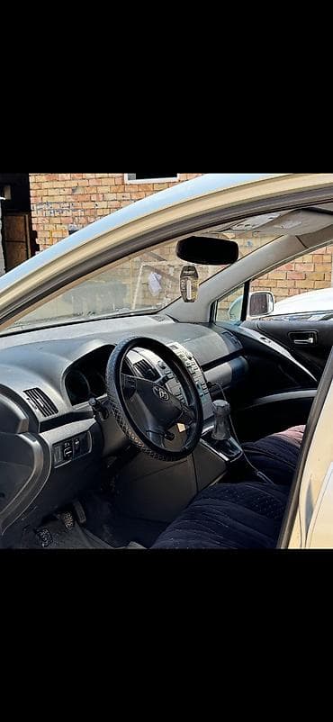 Унаа: Toyota Corolla Verso: 2005 г., 1.8 л, Кол менен иштөөчү, Бензин, Вэн/Минивэн — 7