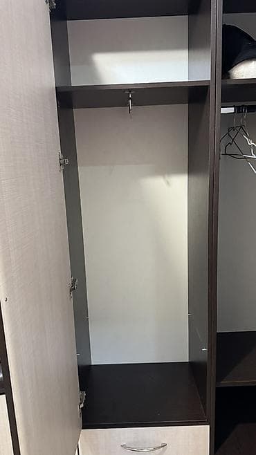 Шкафы: Шифоньер, шкаф для одежды, Б/у, Угловой, ЛДСП — 2