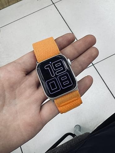 mi home: В комплекте 2 ремешкаоригинальная зарядка,состояние очень — 1