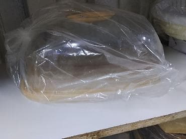 коробка с крышкой: Хлебница с прозрачной крышкой - Материал: основание из дерева — 1
